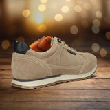 Men's Bugatti leather beige leather shoes with a round toe , a tpr outsole , and laces fastening.