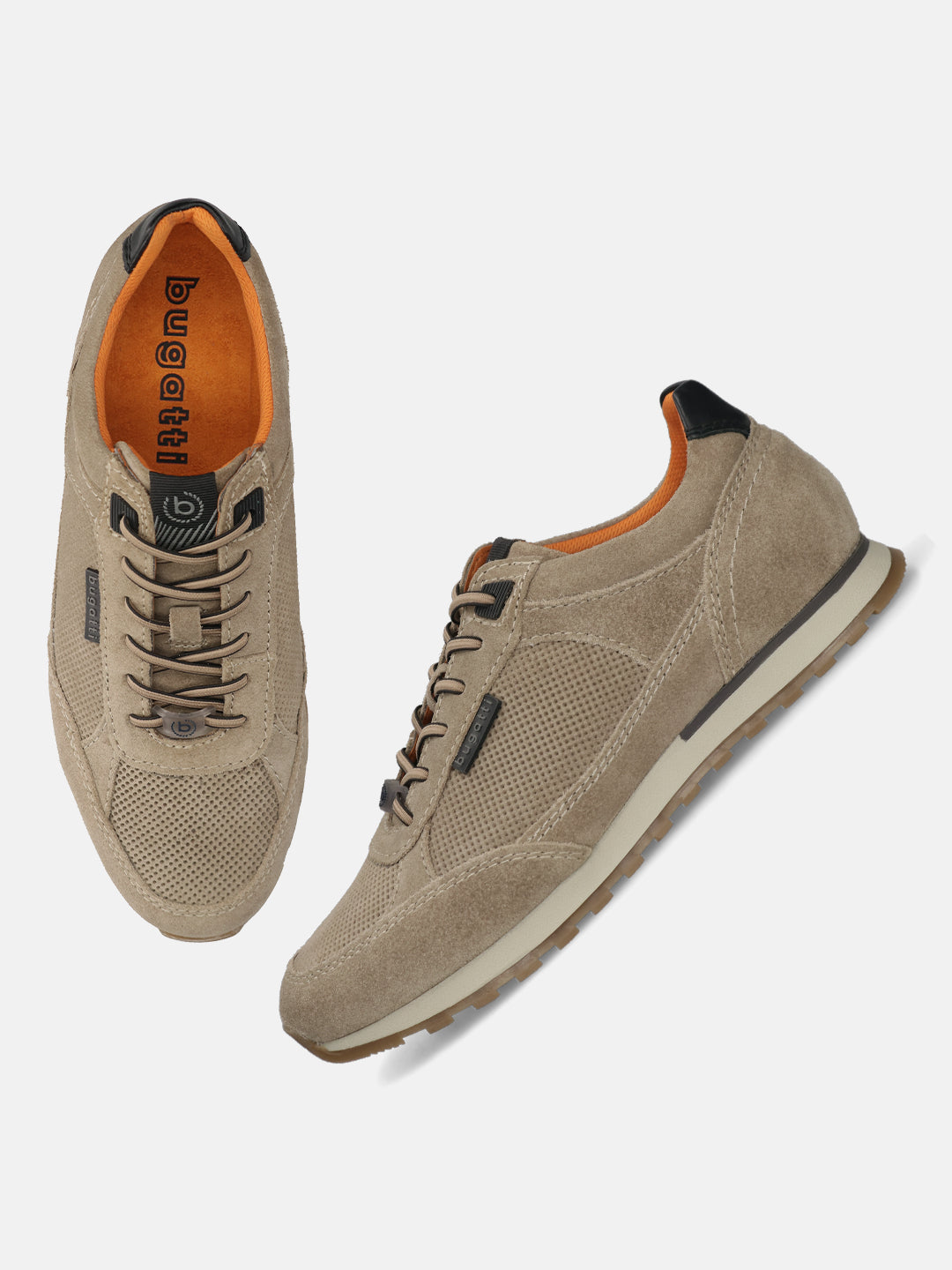 Men's Bugatti leather beige leather shoes with a round toe , a tpr outsole , and laces fastening.