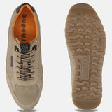 Men's Bugatti leather beige leather shoes with a round toe , a tpr outsole , and laces fastening.