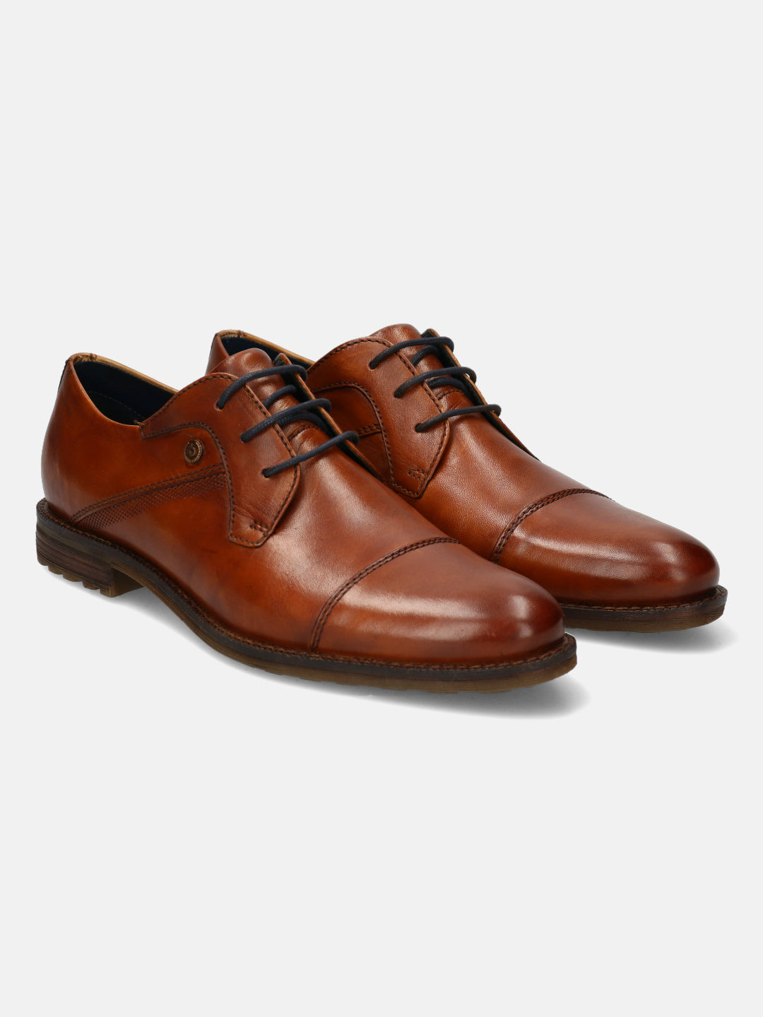 A cognac Men's bugatti  Derby featuring a pointed toe toe cap, stacked heel. Made from premium genuine leather with a durable leather outsole, this laces design offers both style and comfort.