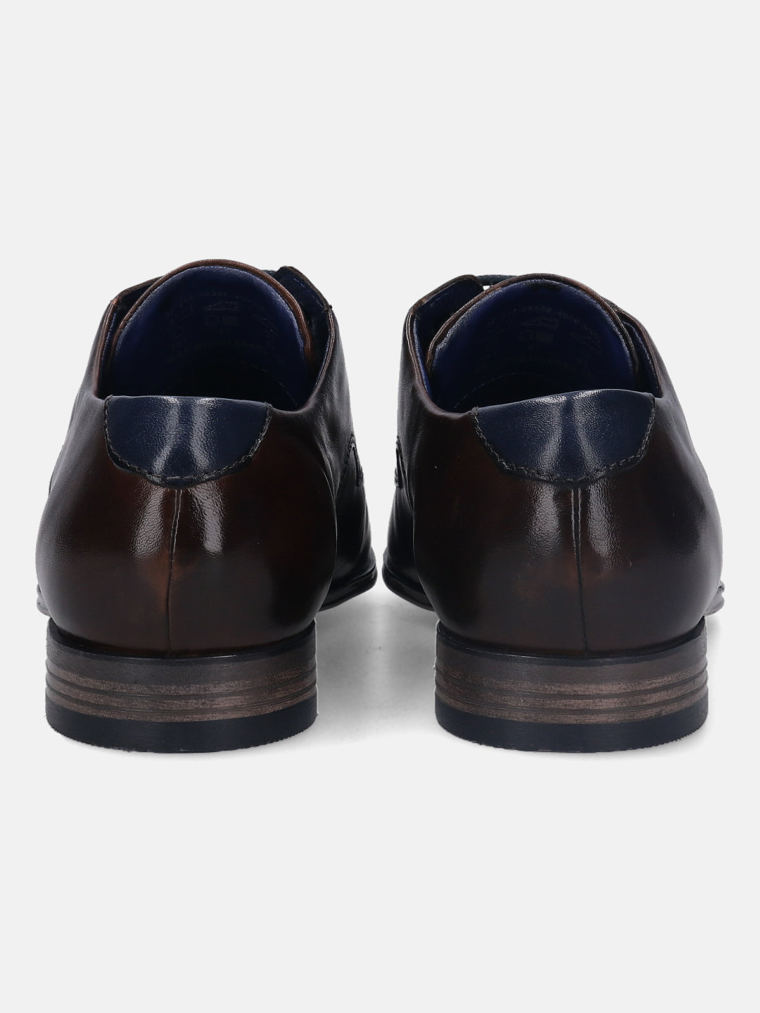 A brown Men's bugatti Derby featuring a pointed plain toe, stacked heel. Made from premium genuine leather with a durable high quality synthetic outsole, this laces design offers both style and comfort.